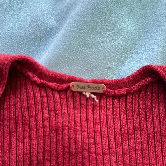 Free people sweater size s? - Picture 2 of 4
